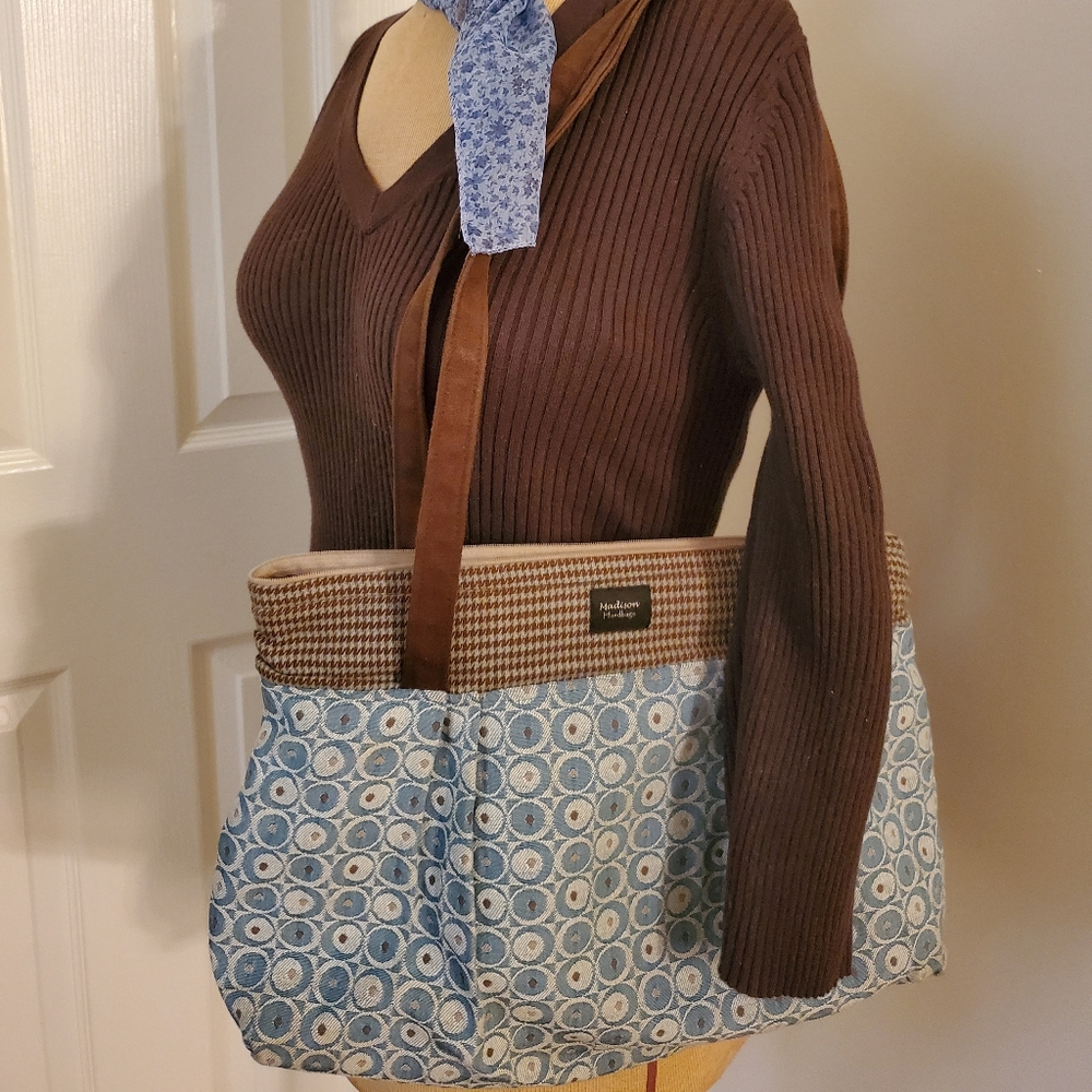 Rare Madison Handbag designed & made in US…